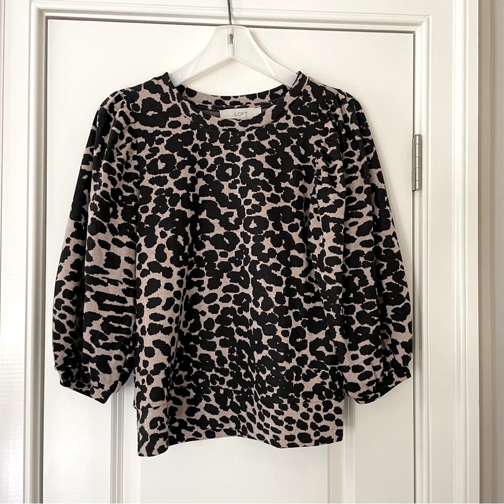 LOFT Cheetah Print 3/4 Balloon Sleeve Top XS